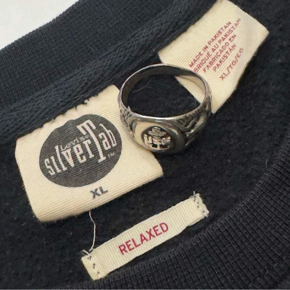 Levi’s Black Silvertab Graphic